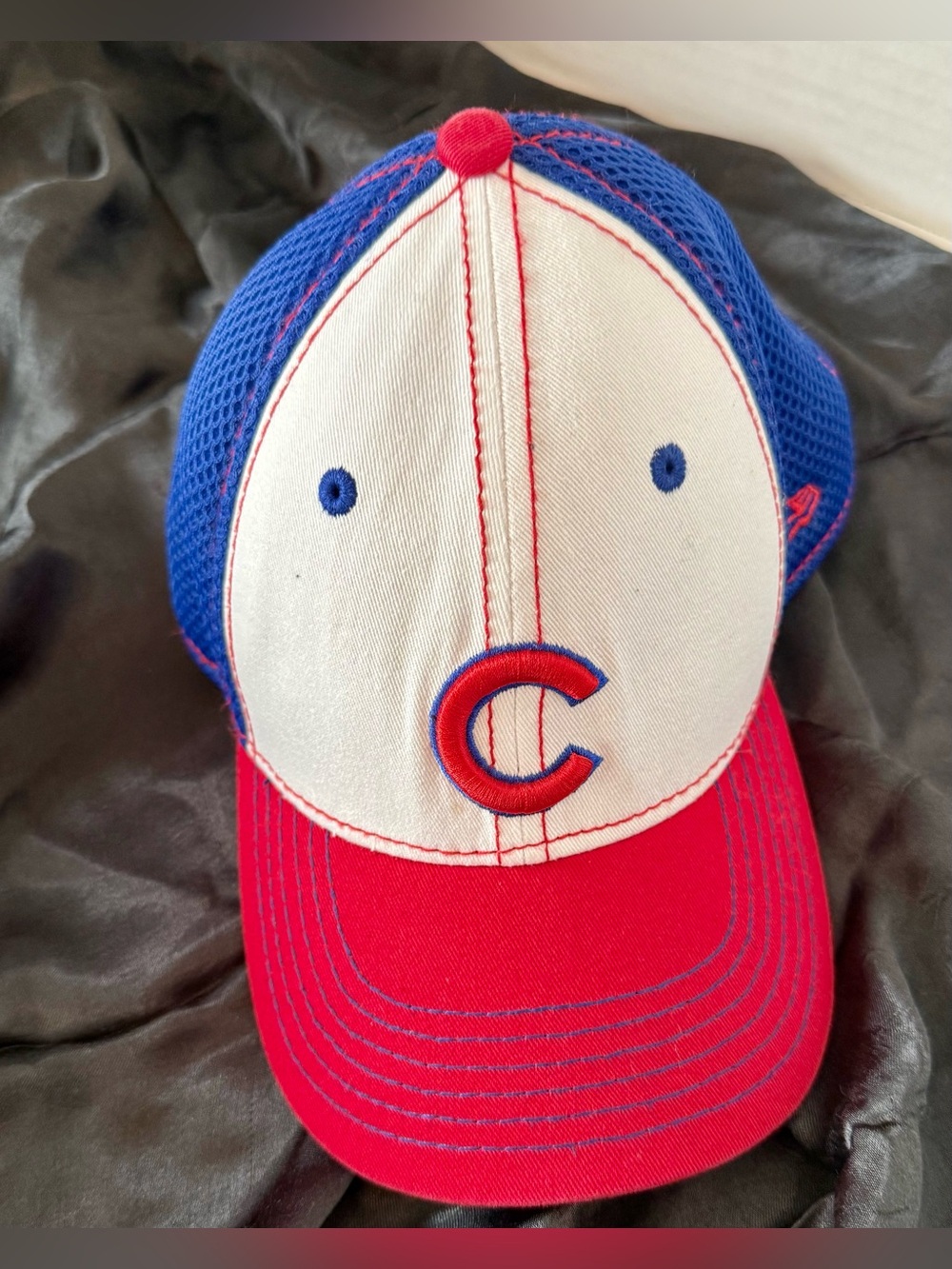 Chicago Cubs New Era youth size baseball hat